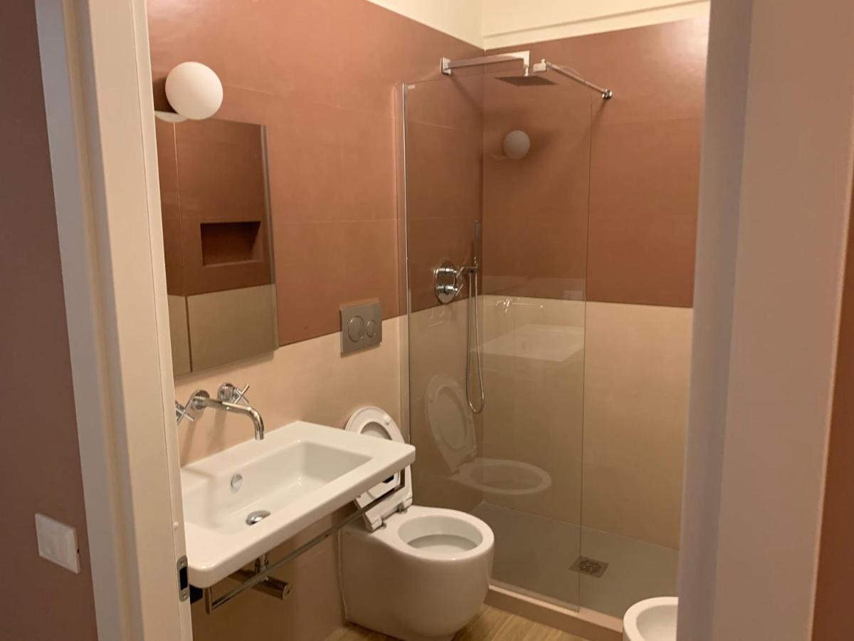 B&B Fossatello Affittacamere ジェノヴァ エクステリア 写真